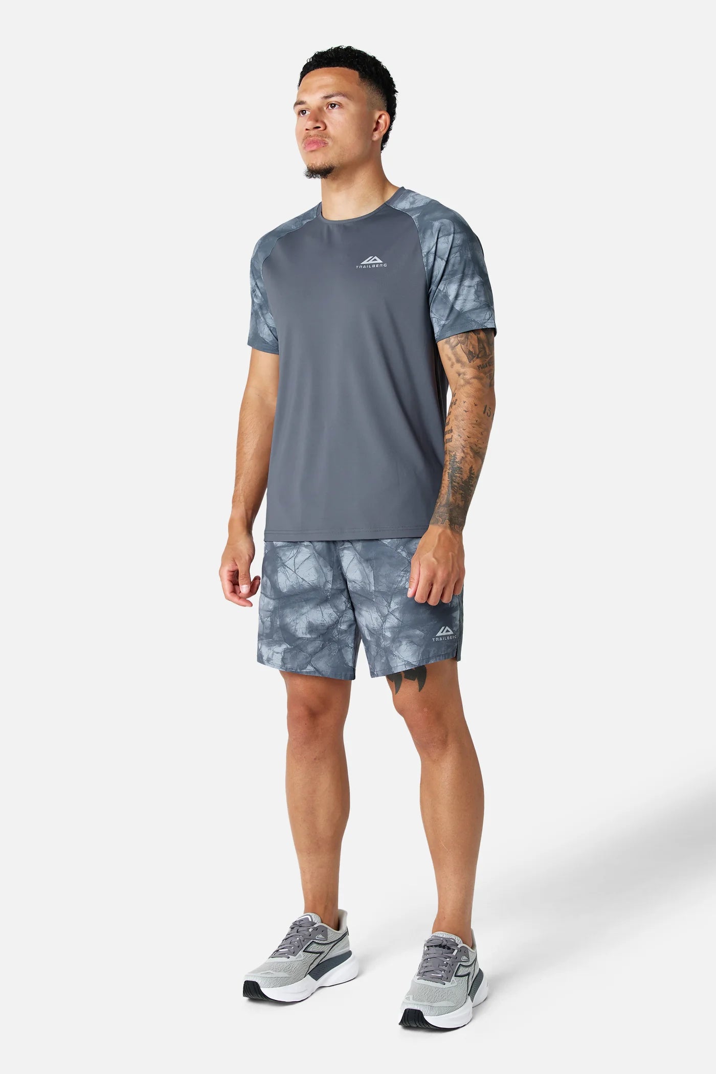 Trailberg Ice Grey Set - T Shirt / Short from DripModa