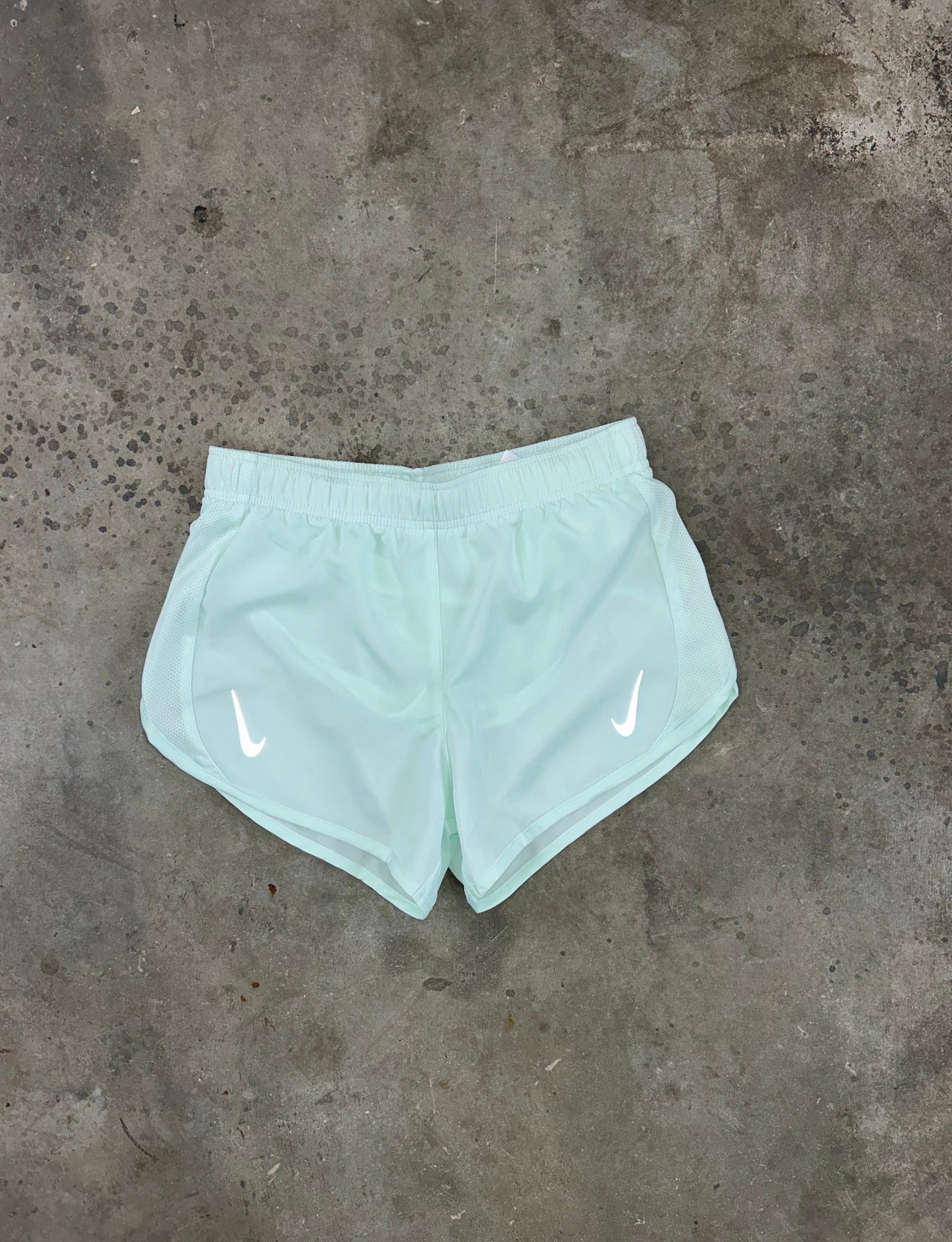 Nike Women’s Running Short - Mint