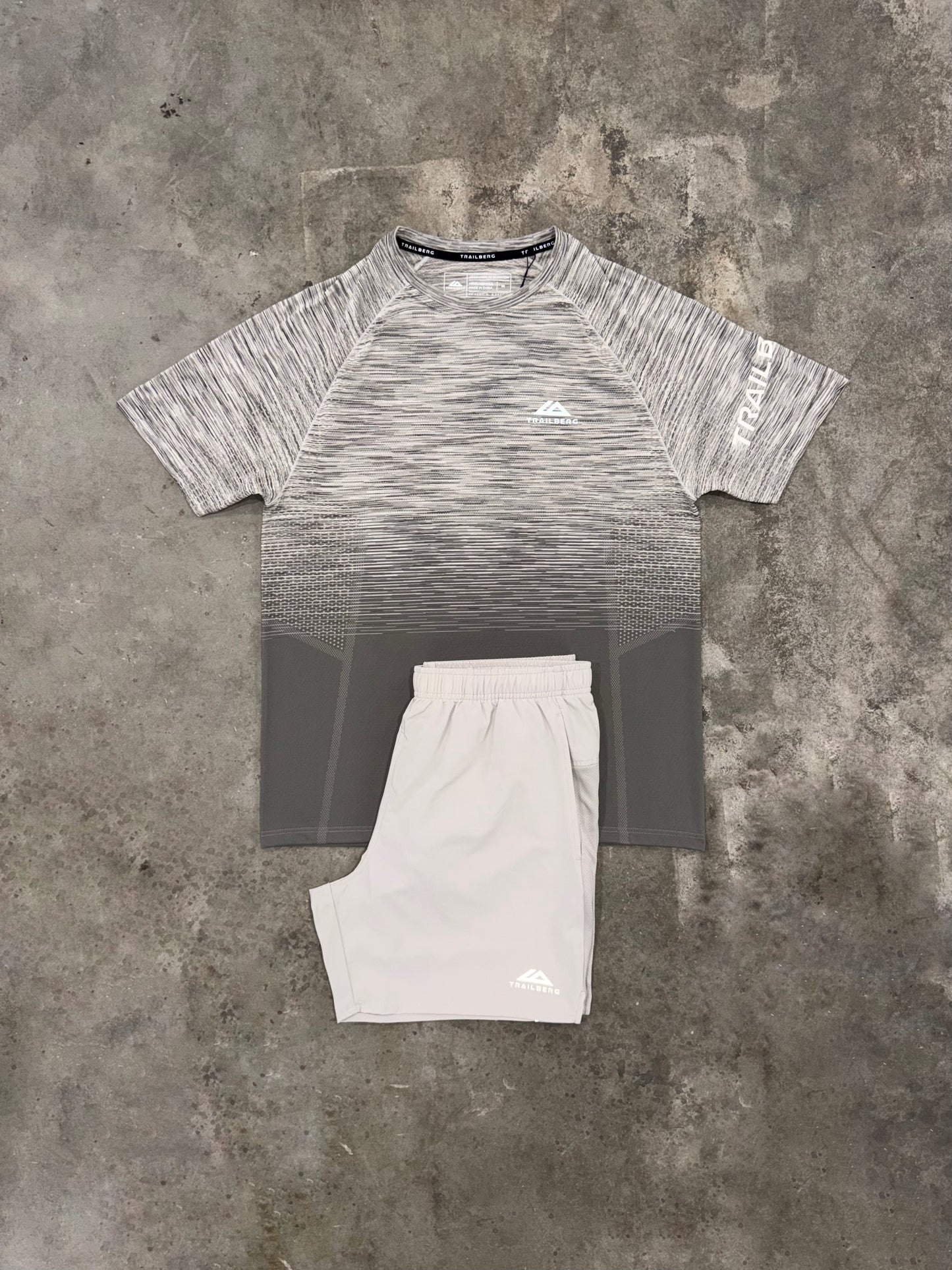 Trailberg Arc Mocha Seamless Set - T Shirt / Short from DripModa