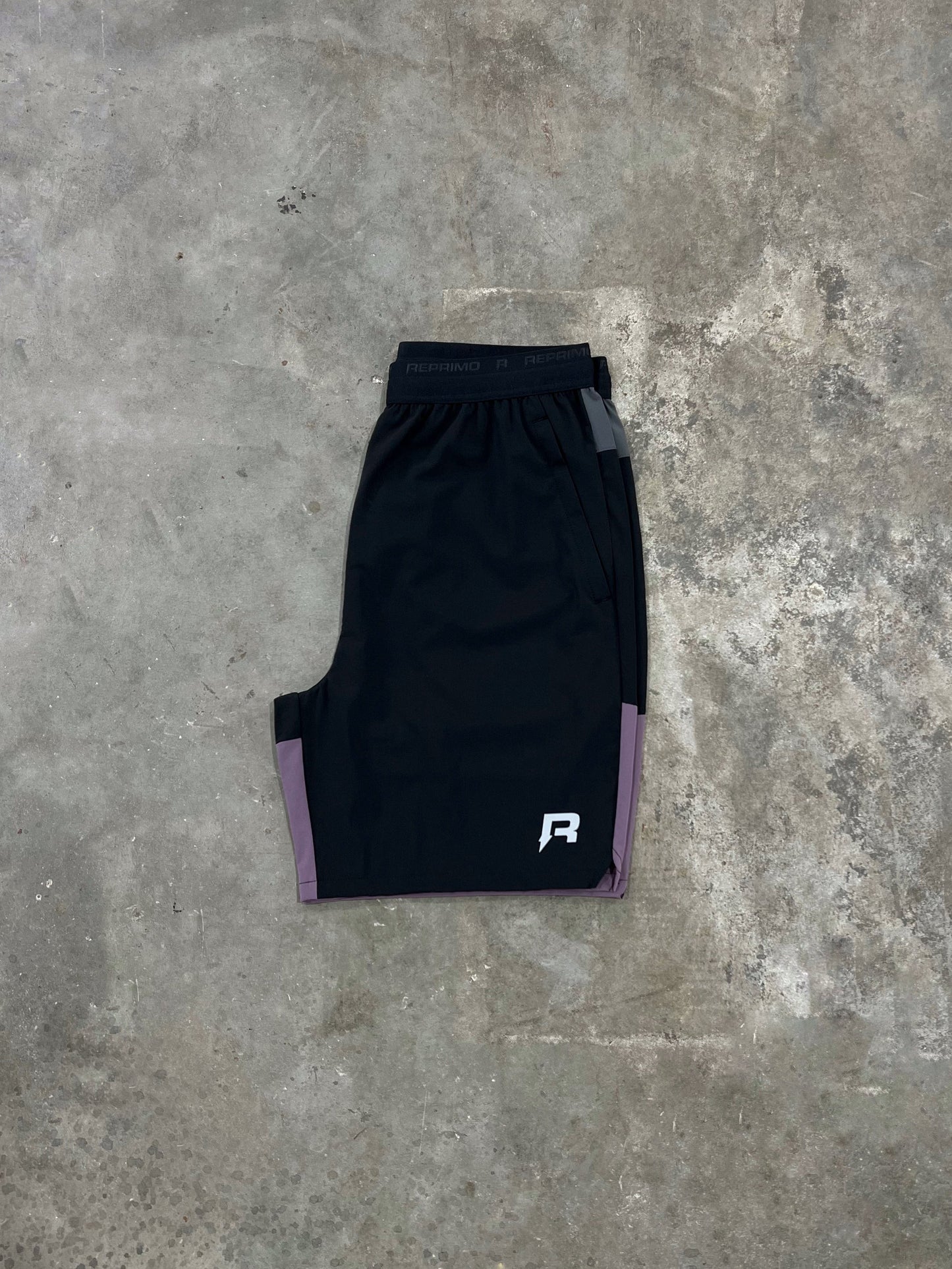 Reprimo Flight Short - Mauve / Black from Dripmoda