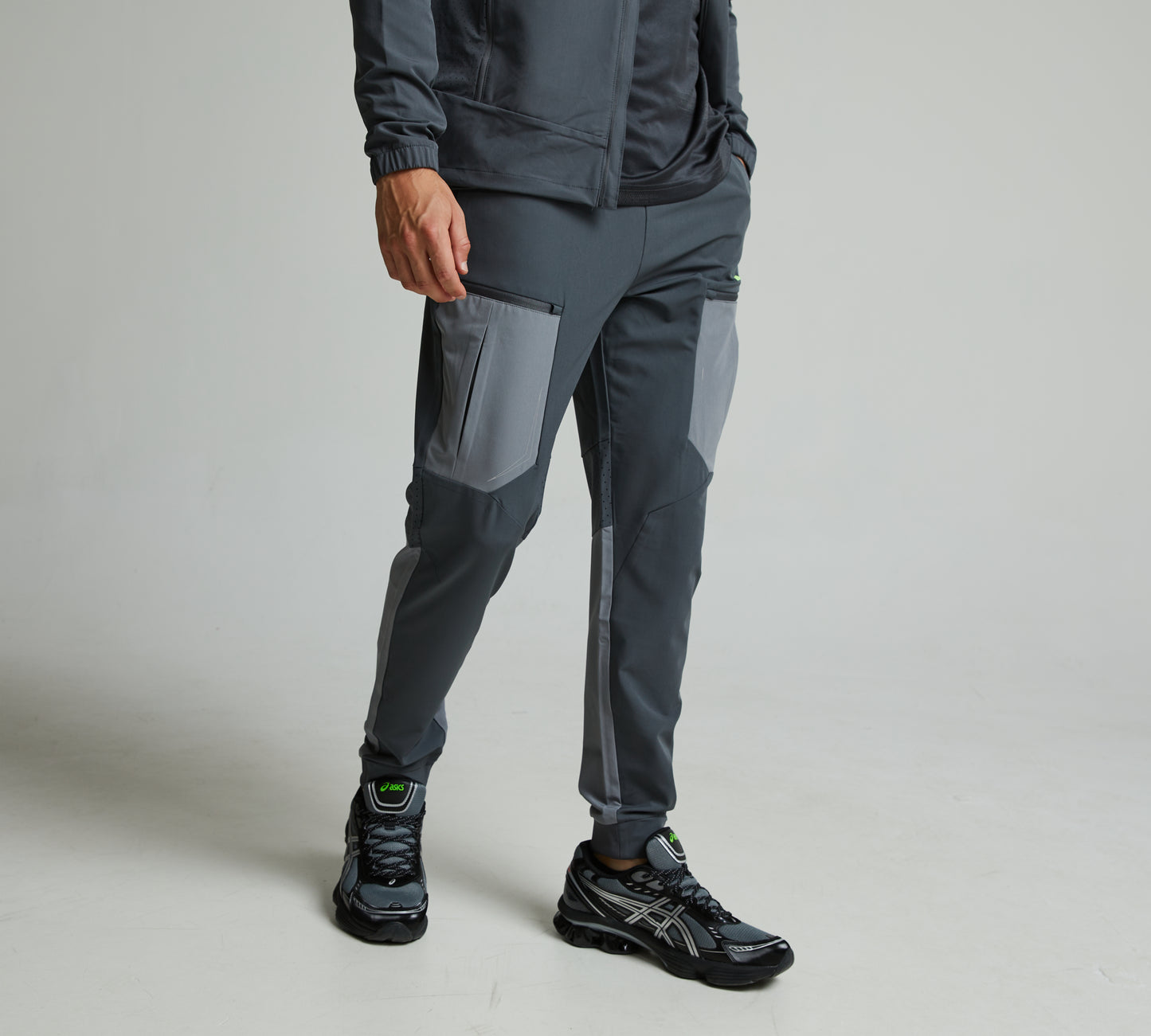 Monterrain Orbit Woven Pant - Grey