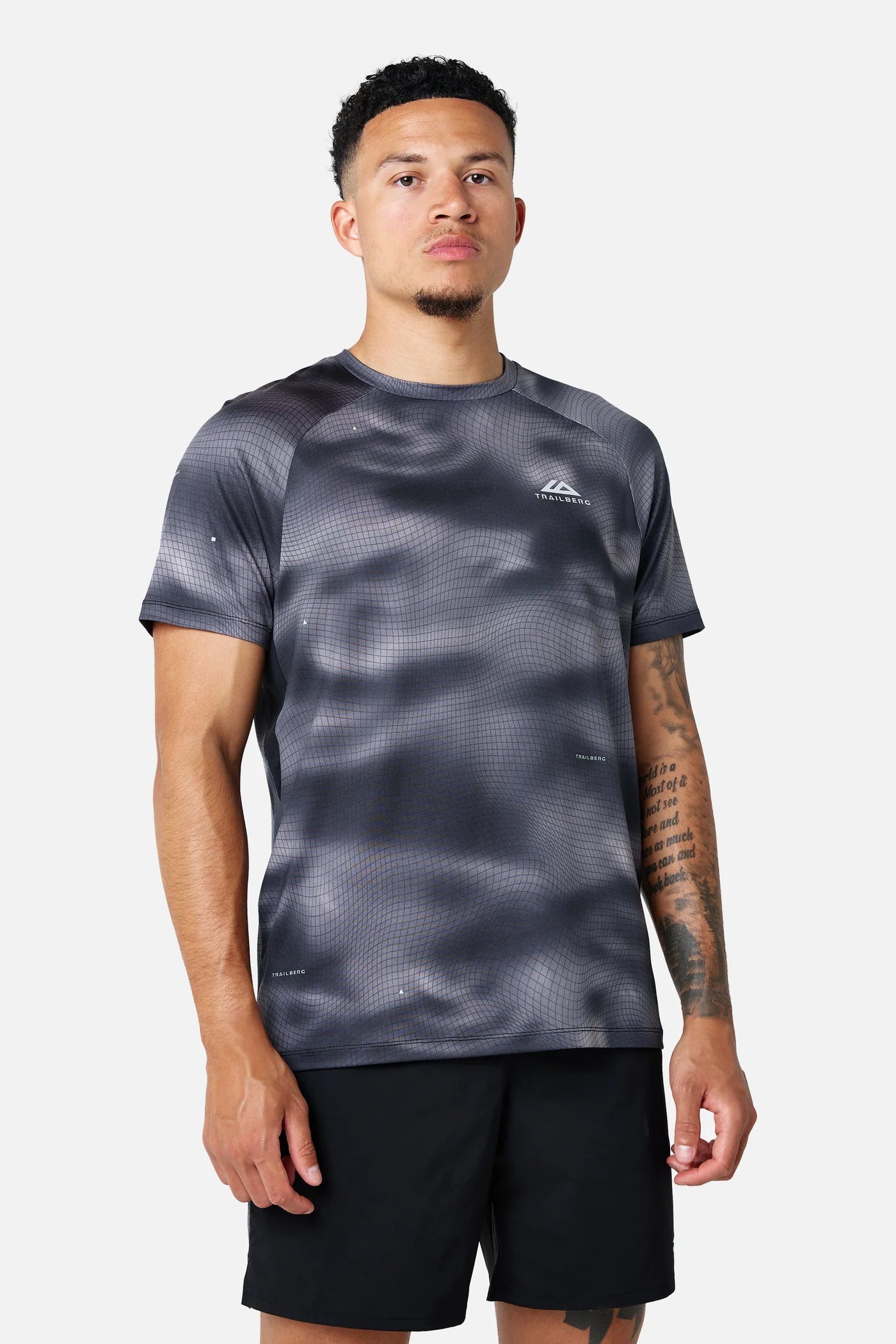 Trailberg Haze Black 3 Piece Set - Jacket / T Shirt / Short from DripModa
