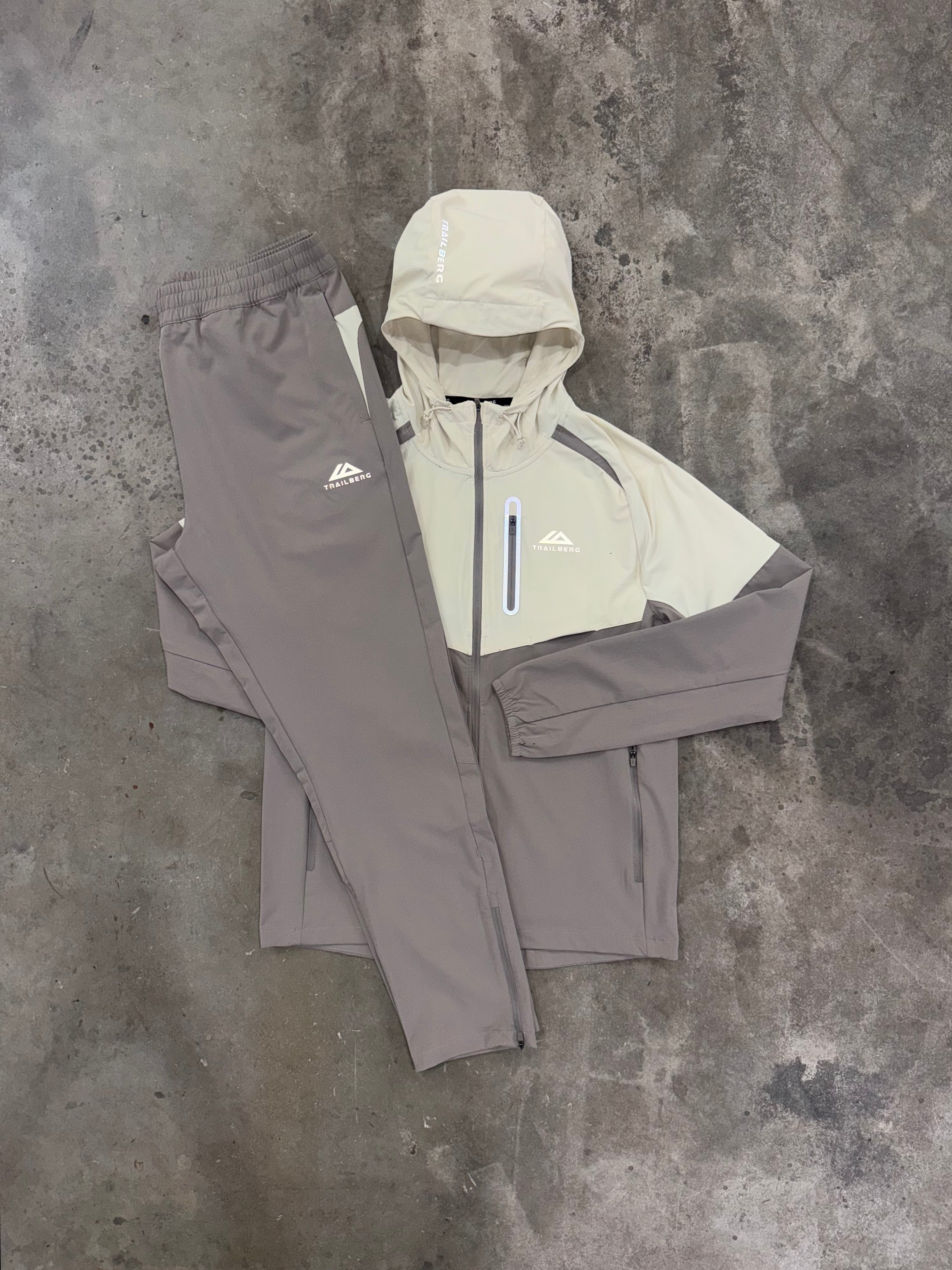 Trailberg AW25 Cloud Taupe Tracksuit - Jacket / Pant