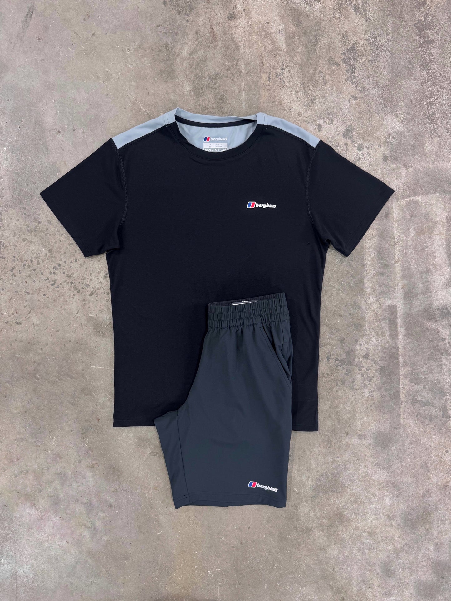 Berghaus Terrain Trek Black Set - T Shirt / Short