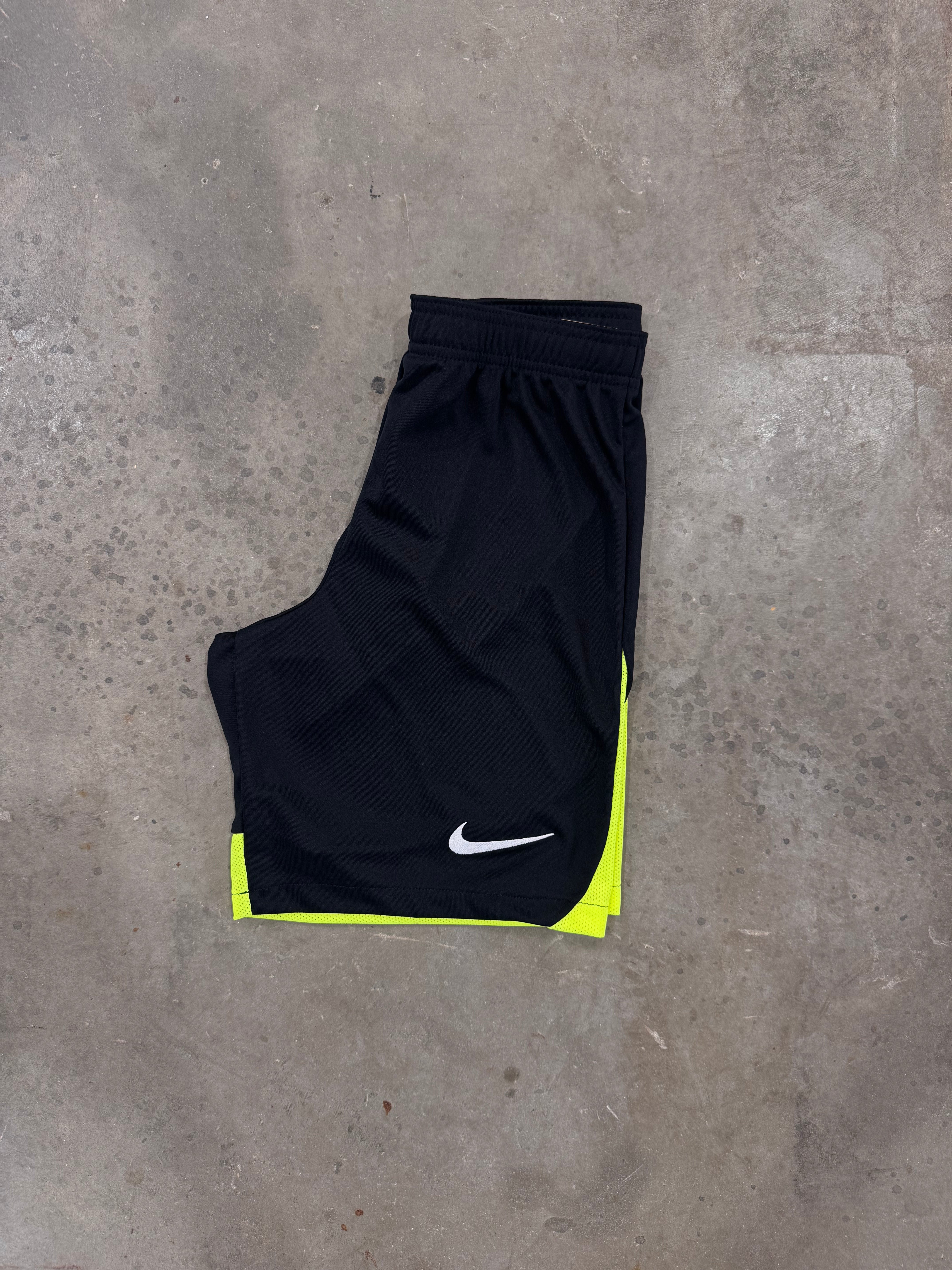 Nike Academy Pro Short - Yellow
