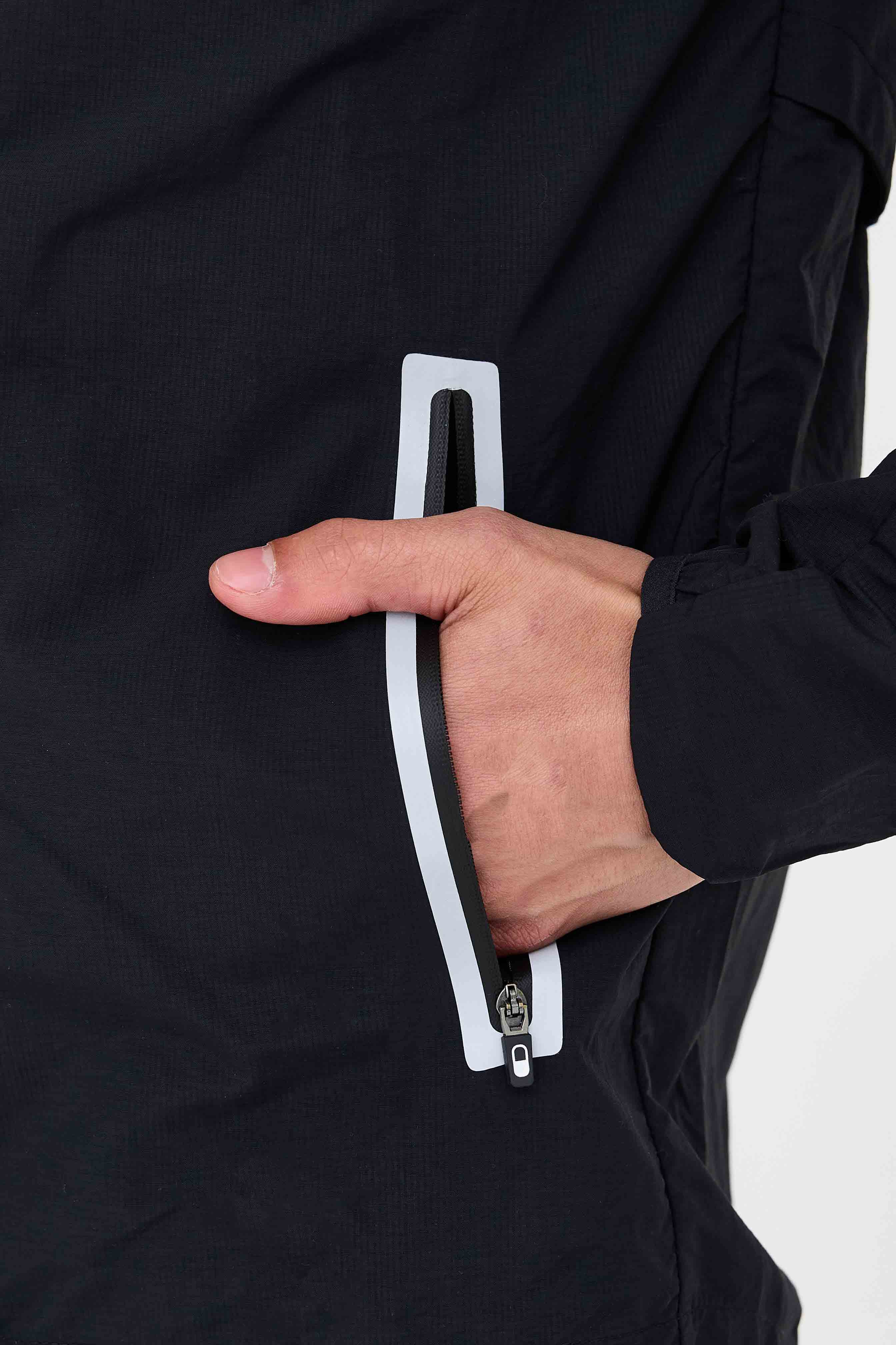 DripModa Arcs Jacket - Black