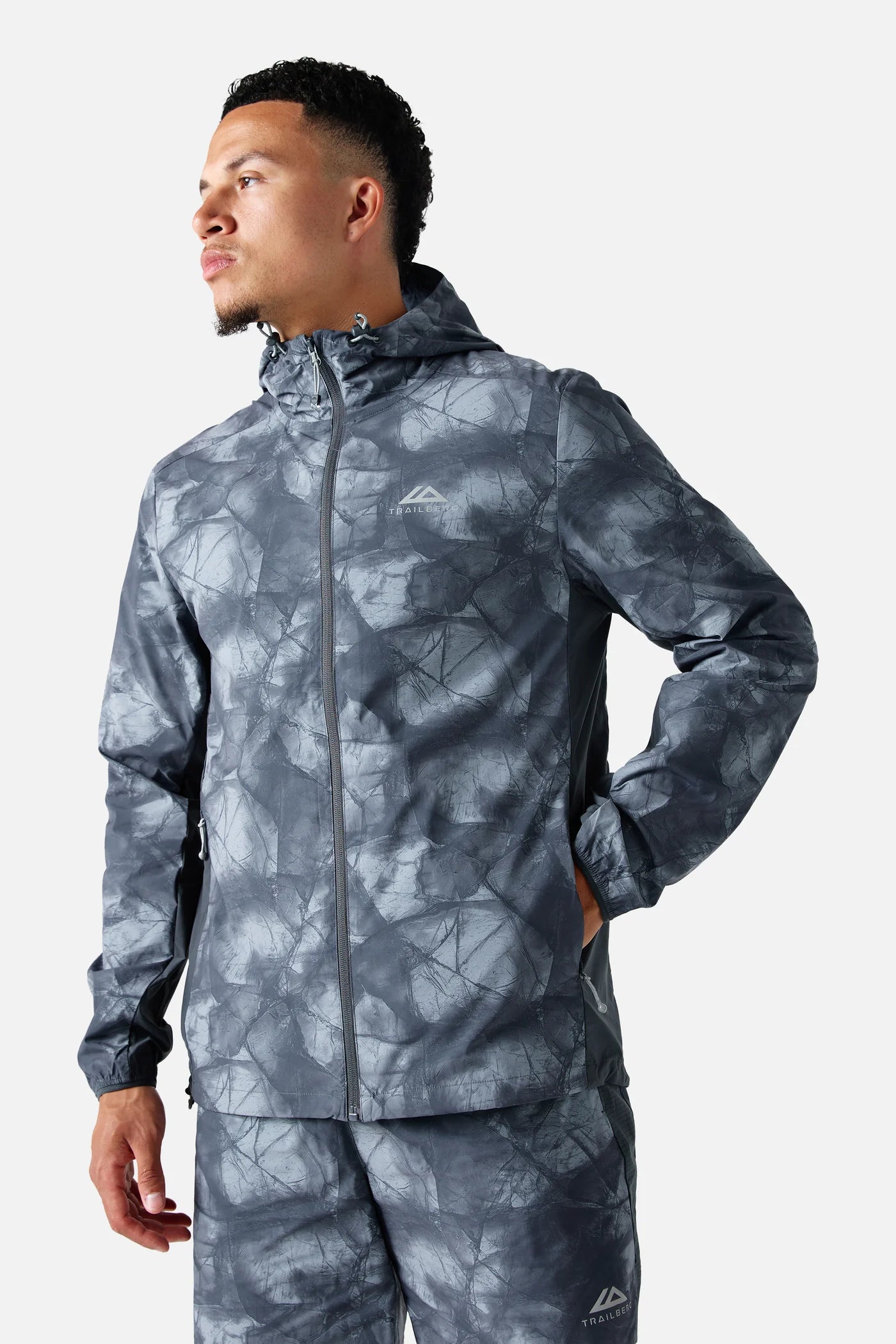 Trailberg Ice Windbreaker - Graphite Grey from DripModa