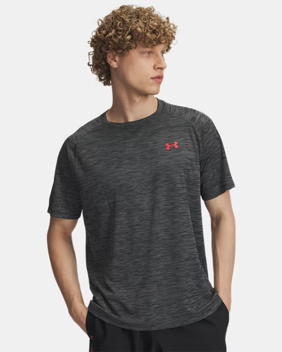 Under Armour Textured Black & Red Set - T Shirt / Short