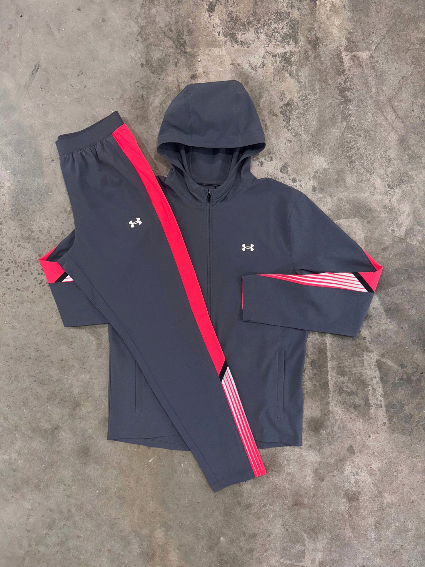 Under Armour Charcoal / Crimson Velociti Storm Tracksuit - Jacket / Pant