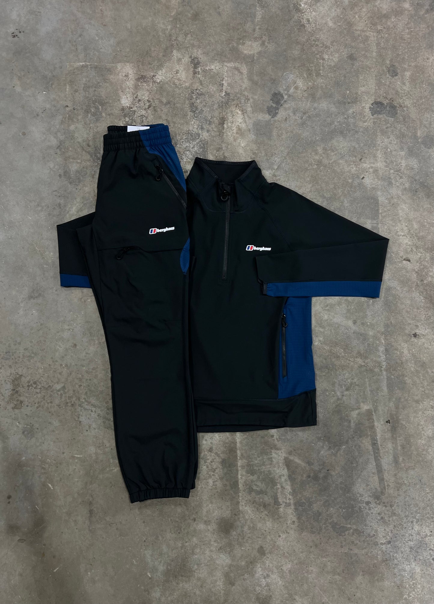 Berghaus Wavertree Black Navy Set - Quarter Zip / Pant from DripModa
