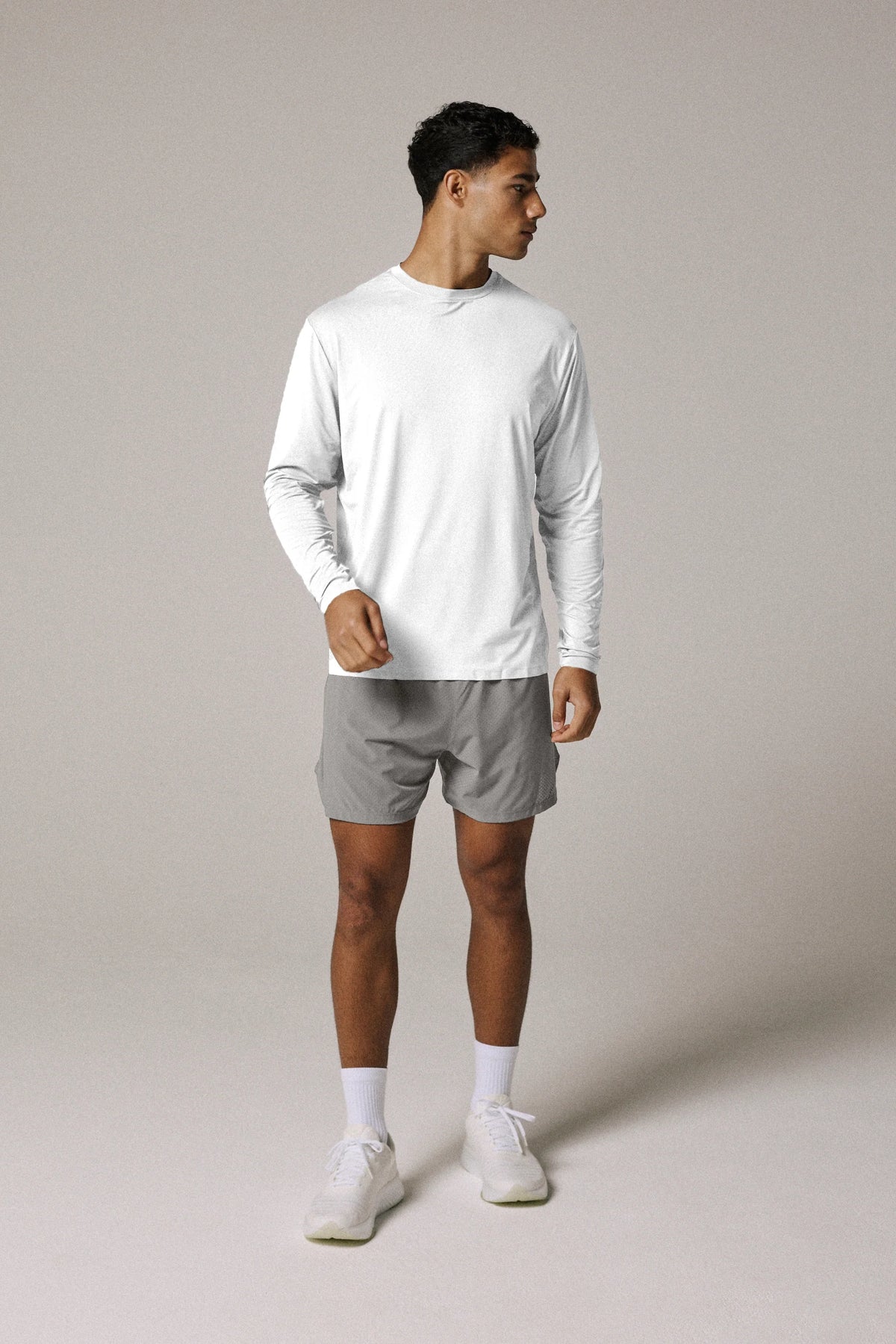 Condition White Aero Long Sleeve Set - T Shirt / Short