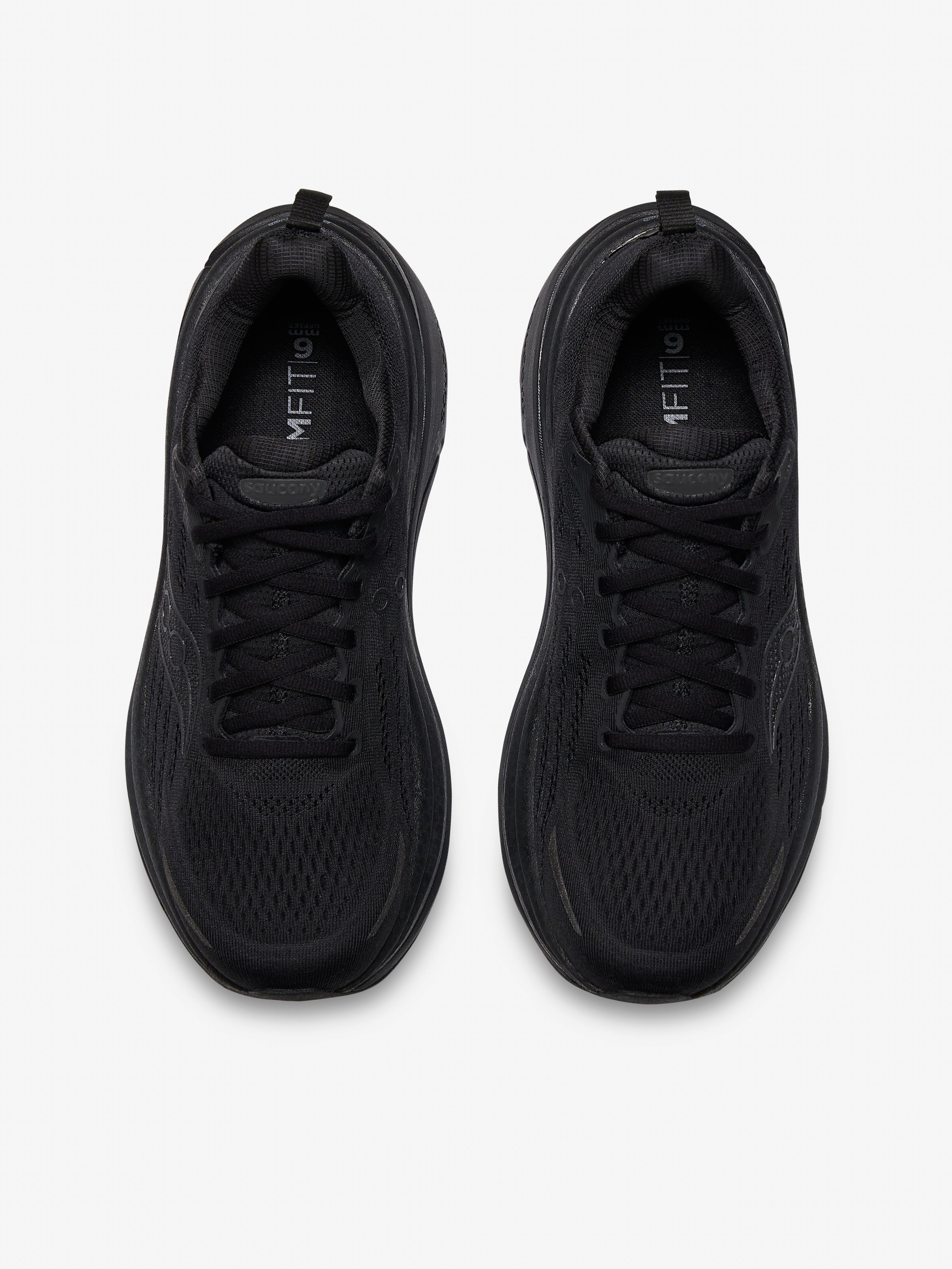 Saucony Hurricane 25 Trainer - Triple Black