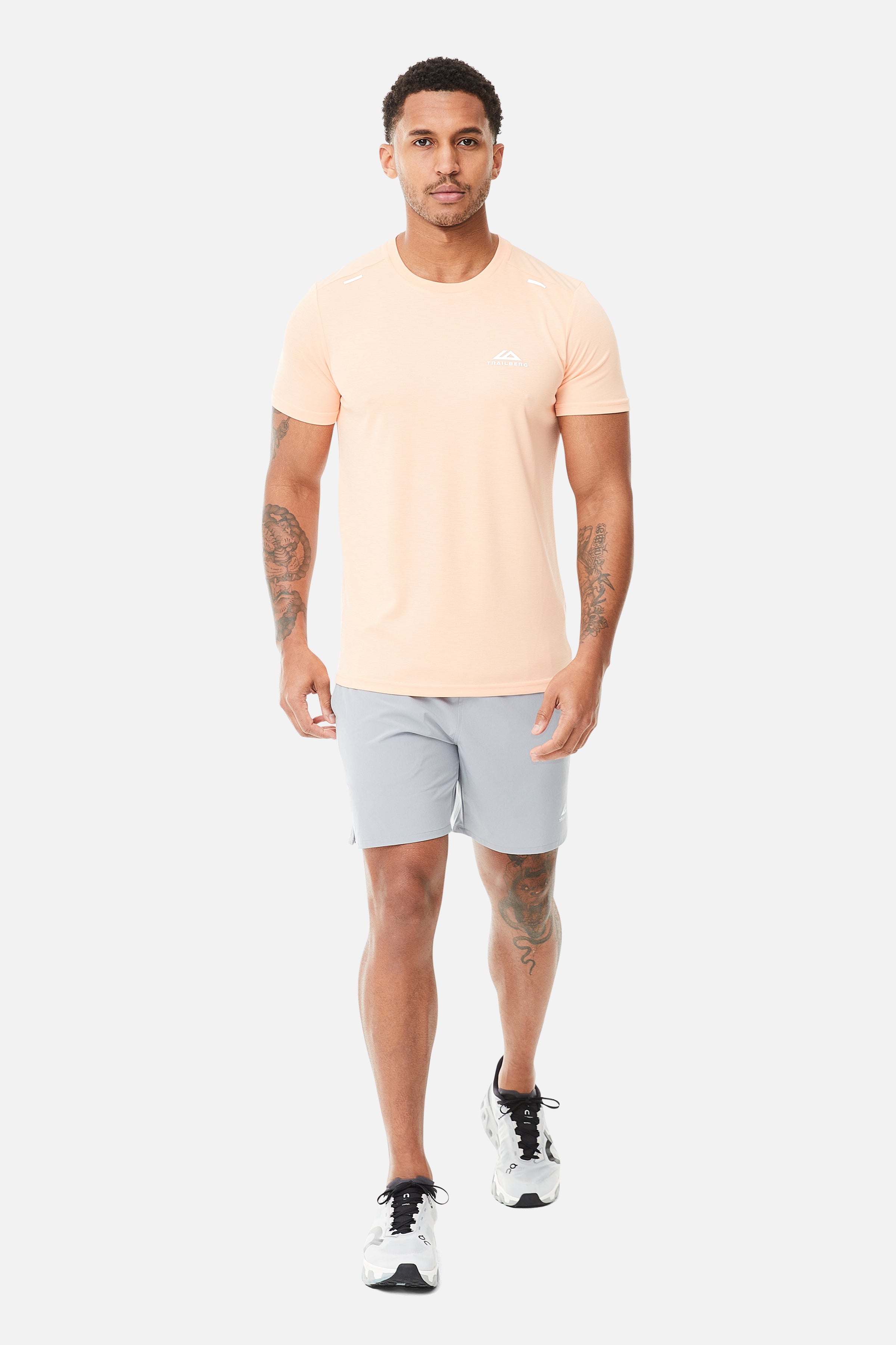 Trailberg Crest Peach Set - T Shirt / Short
