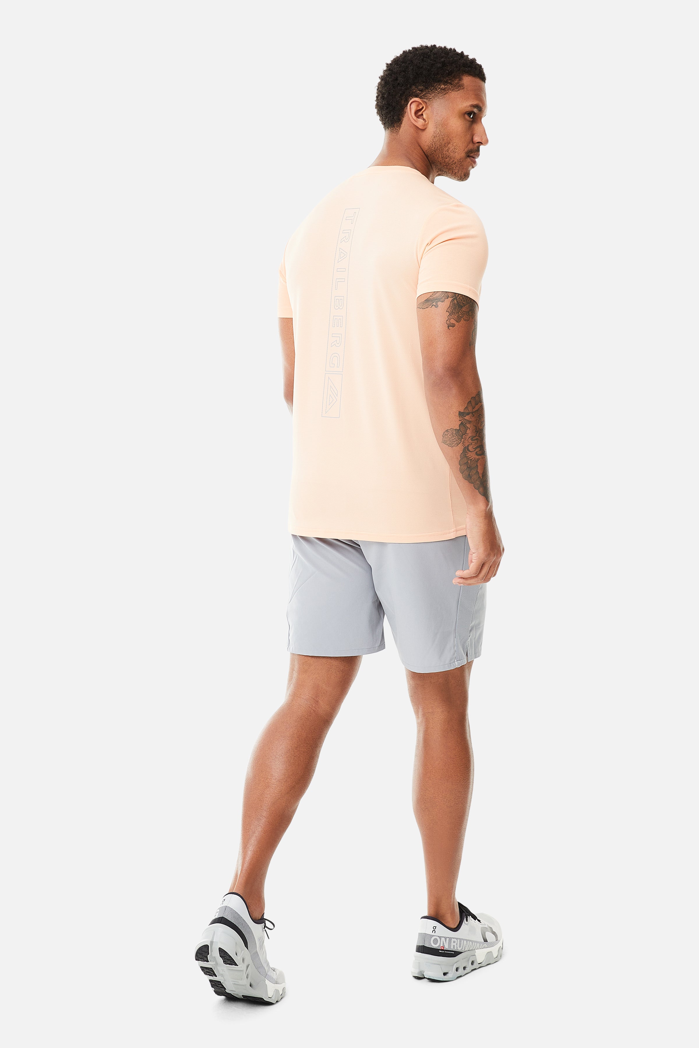 Trailberg Crest Peach Set - T Shirt / Short