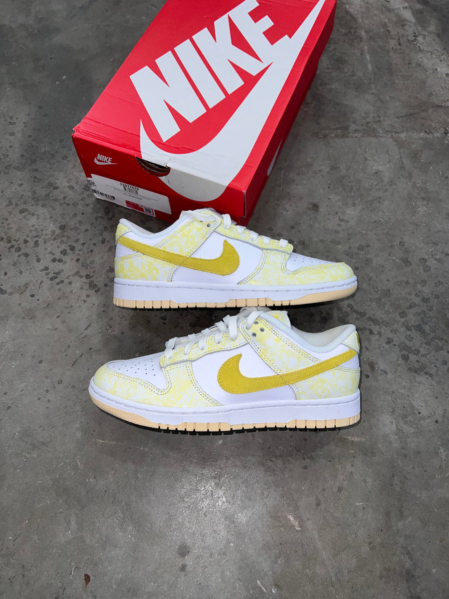 dunk low white yellow