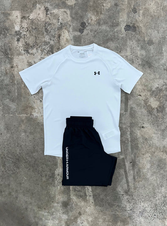 Under Armour Textured Distant Grey Set - T Shirt / Short