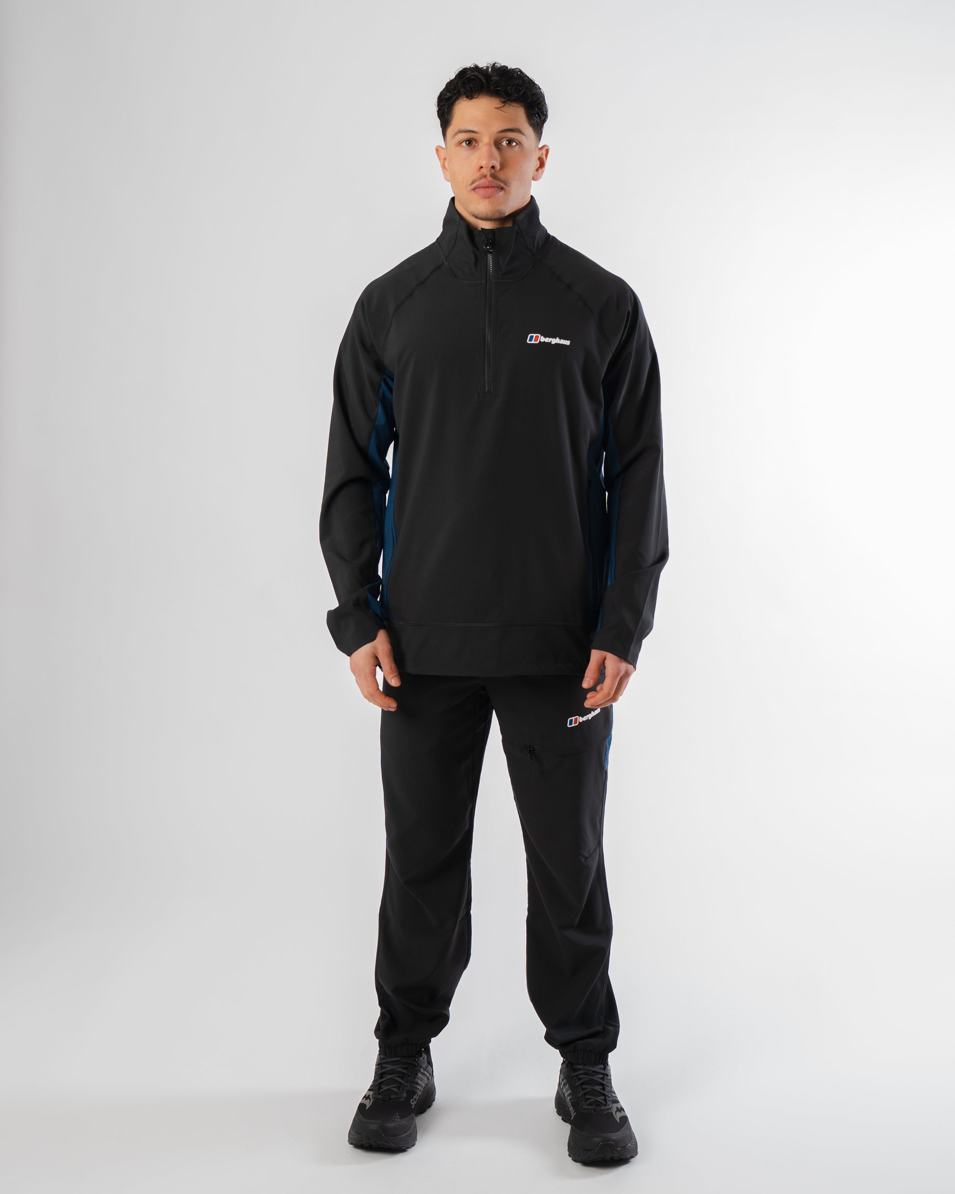 Berghaus Wavertree Quarter Zip - Black / Navy from DripModa