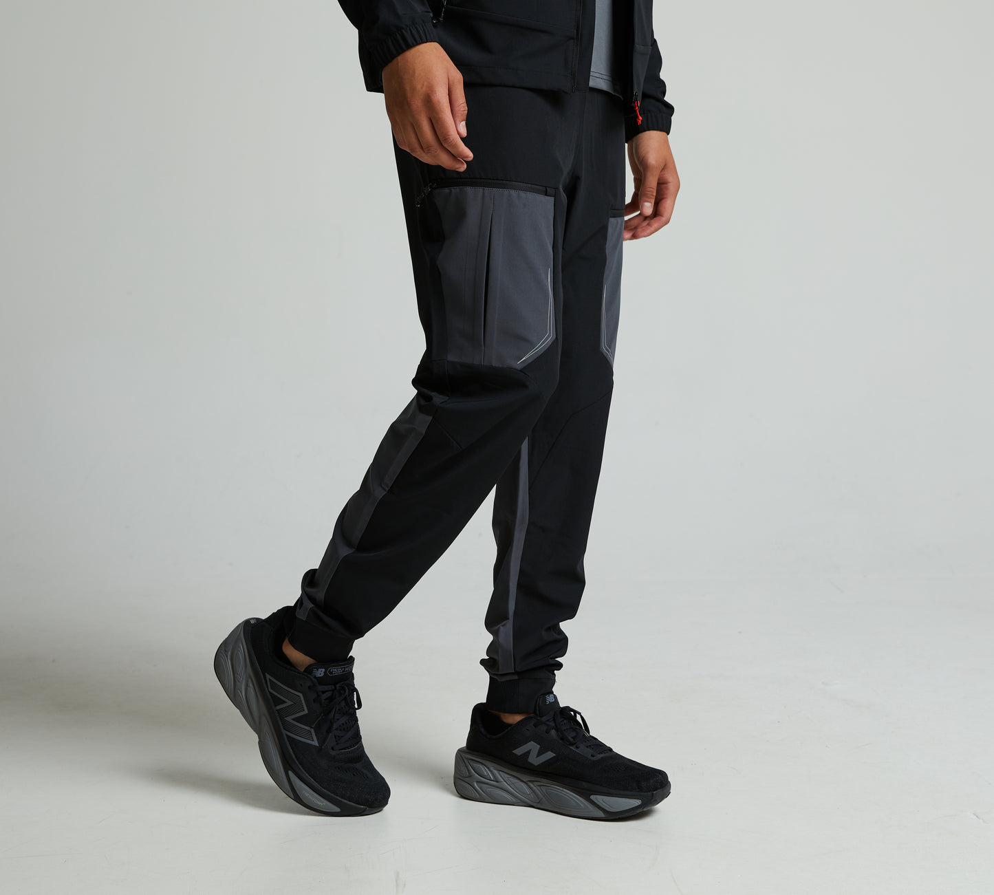 Monterrain Orbit Woven Pant - Black