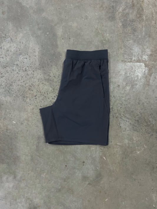 Condition Core Short - Graphite Grey