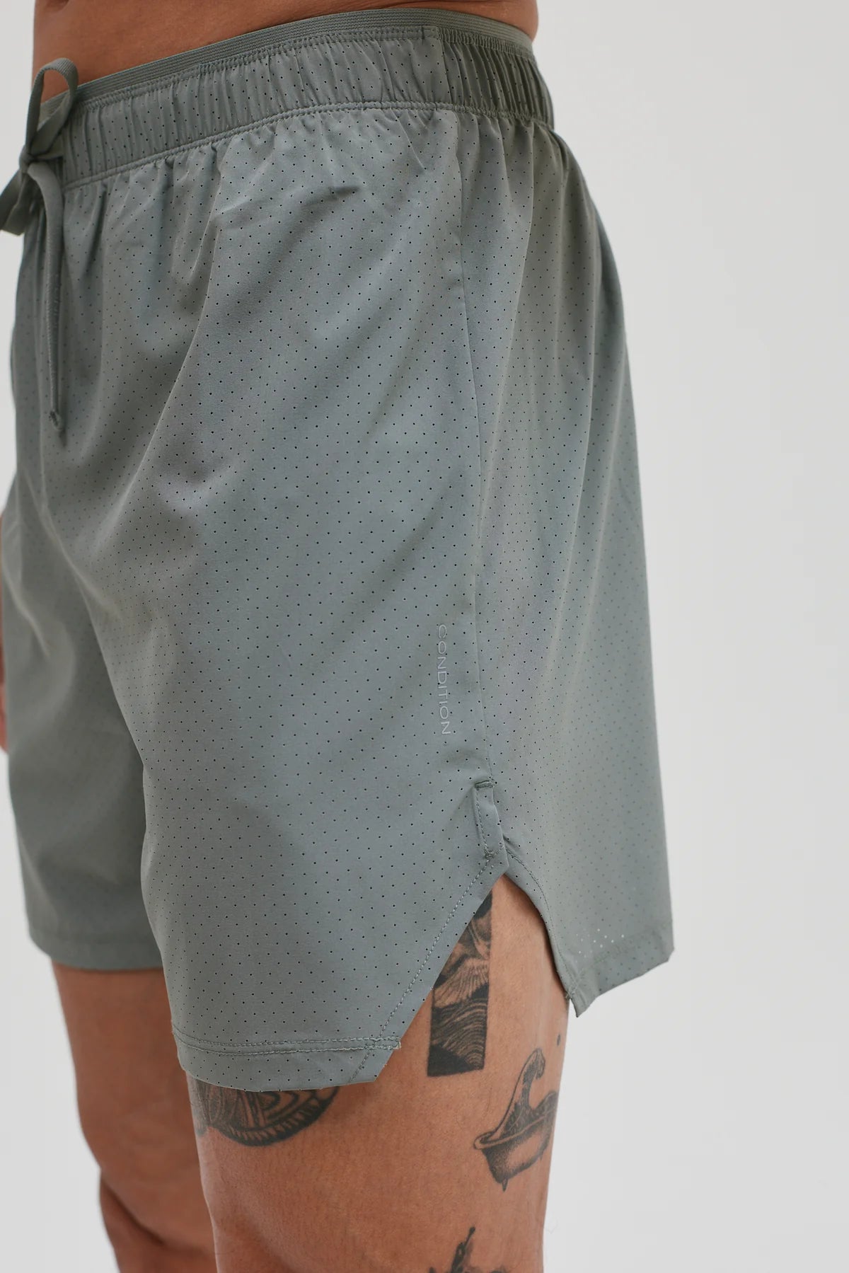 Condition Aero Short - Silver Sage