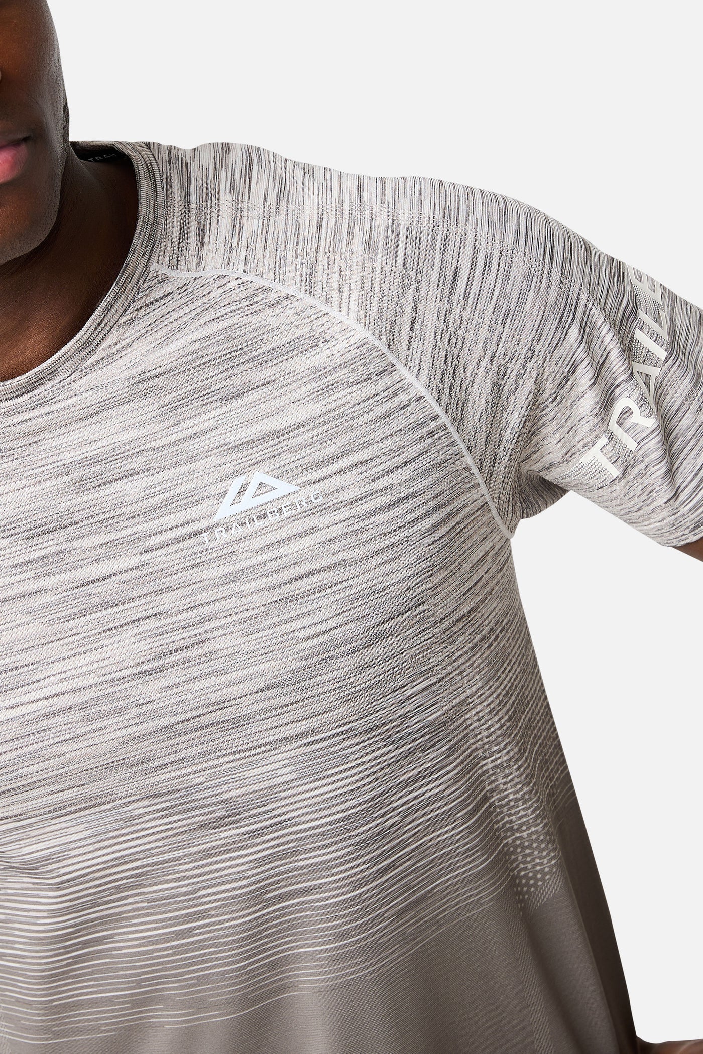 Trailberg Arc Seamless T Shirt - Mocha from DripModa