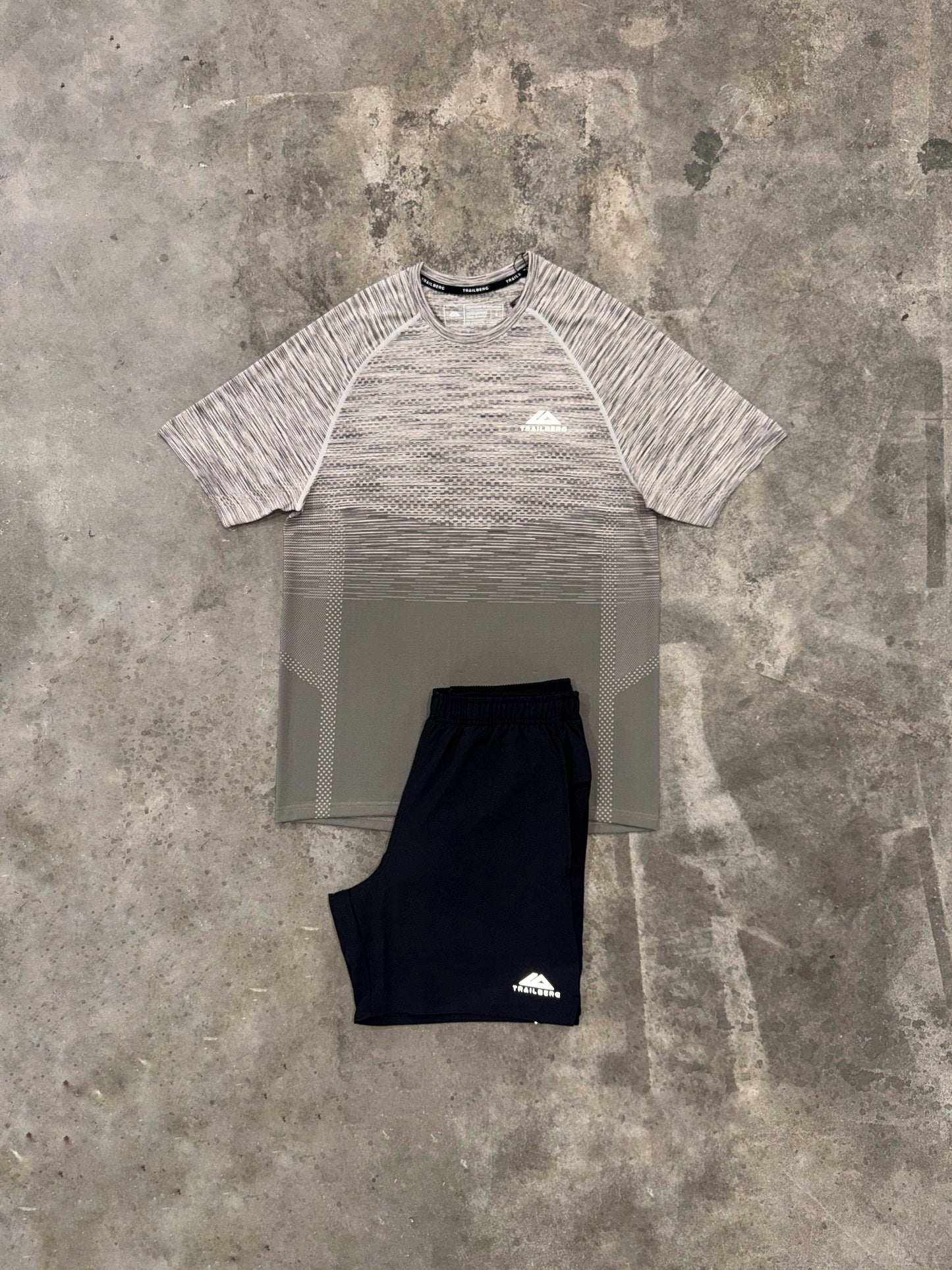 Trailberg Apex Seamless Mocha Set - T Shirt / Short