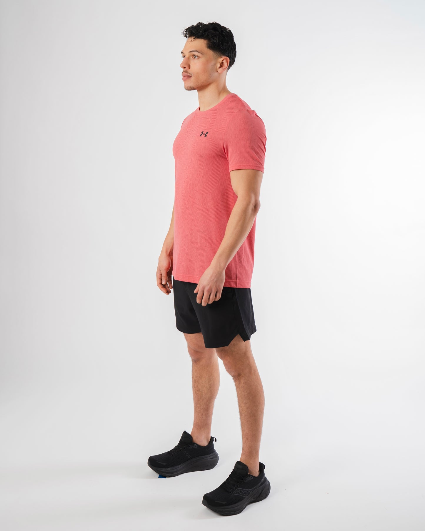 Under Armour Seamless Vanish Pink Set - T Shirt / Short from DripModa
