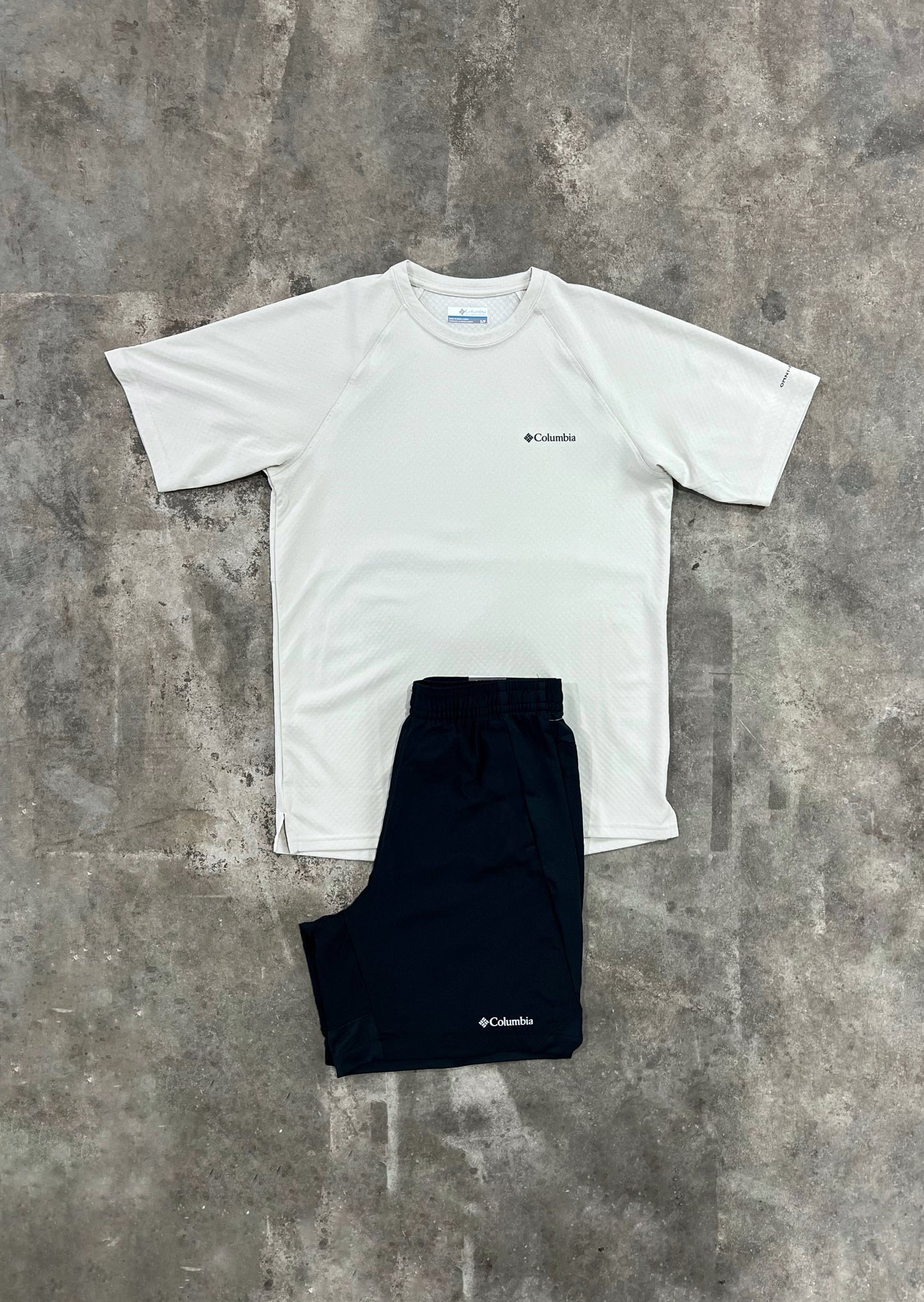 Columbia Alpine Stone Set - T Shirt / Short