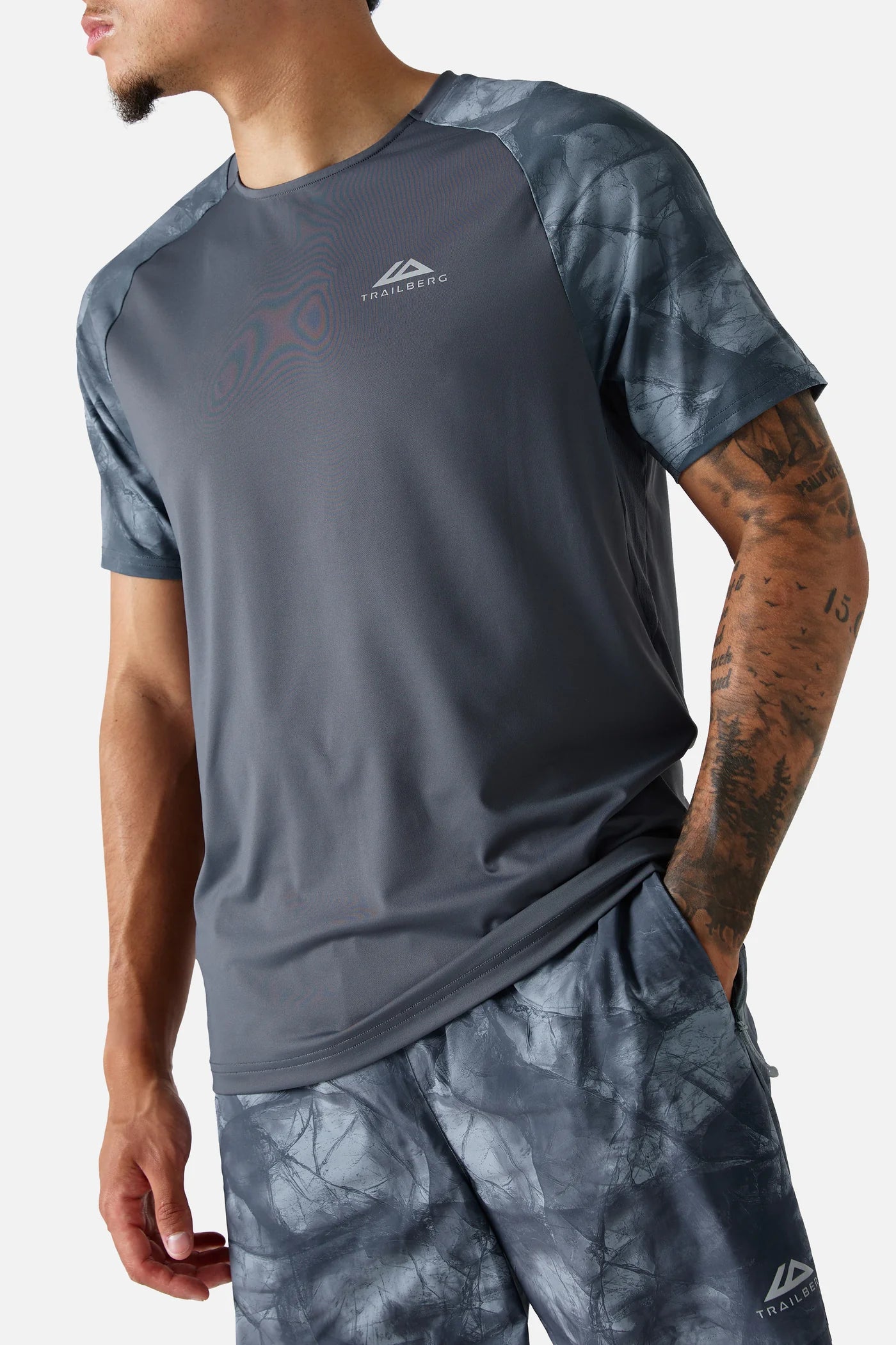 Trailberg Ice Grey 3 Piece Set - Jacket / T Shirt / Short from DripModa