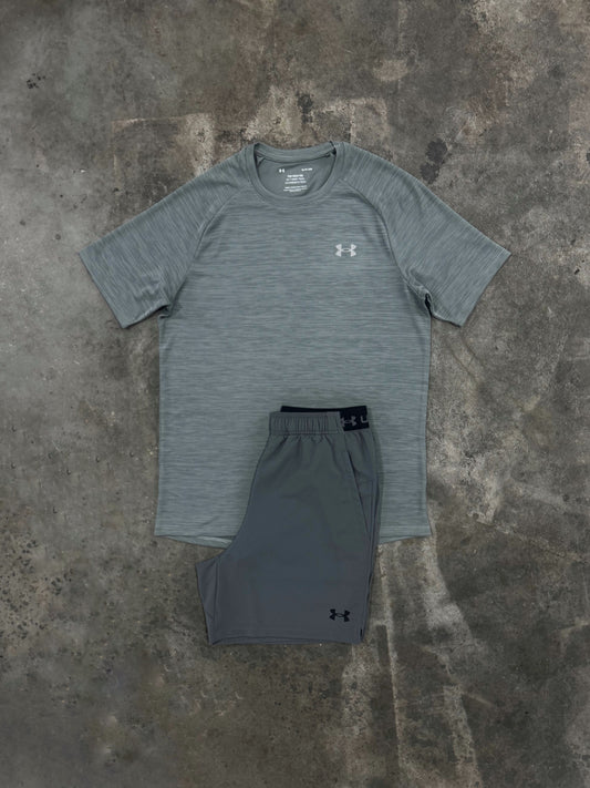 Under Armour Textured Green Set - T Shirt / Short