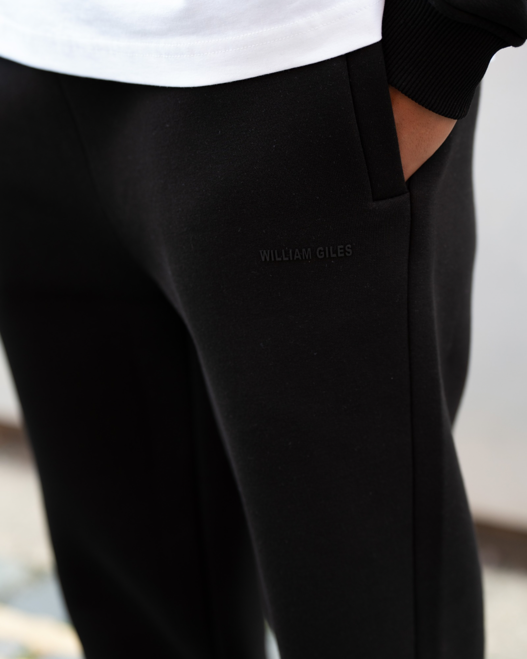 William Giles Jogger - Black