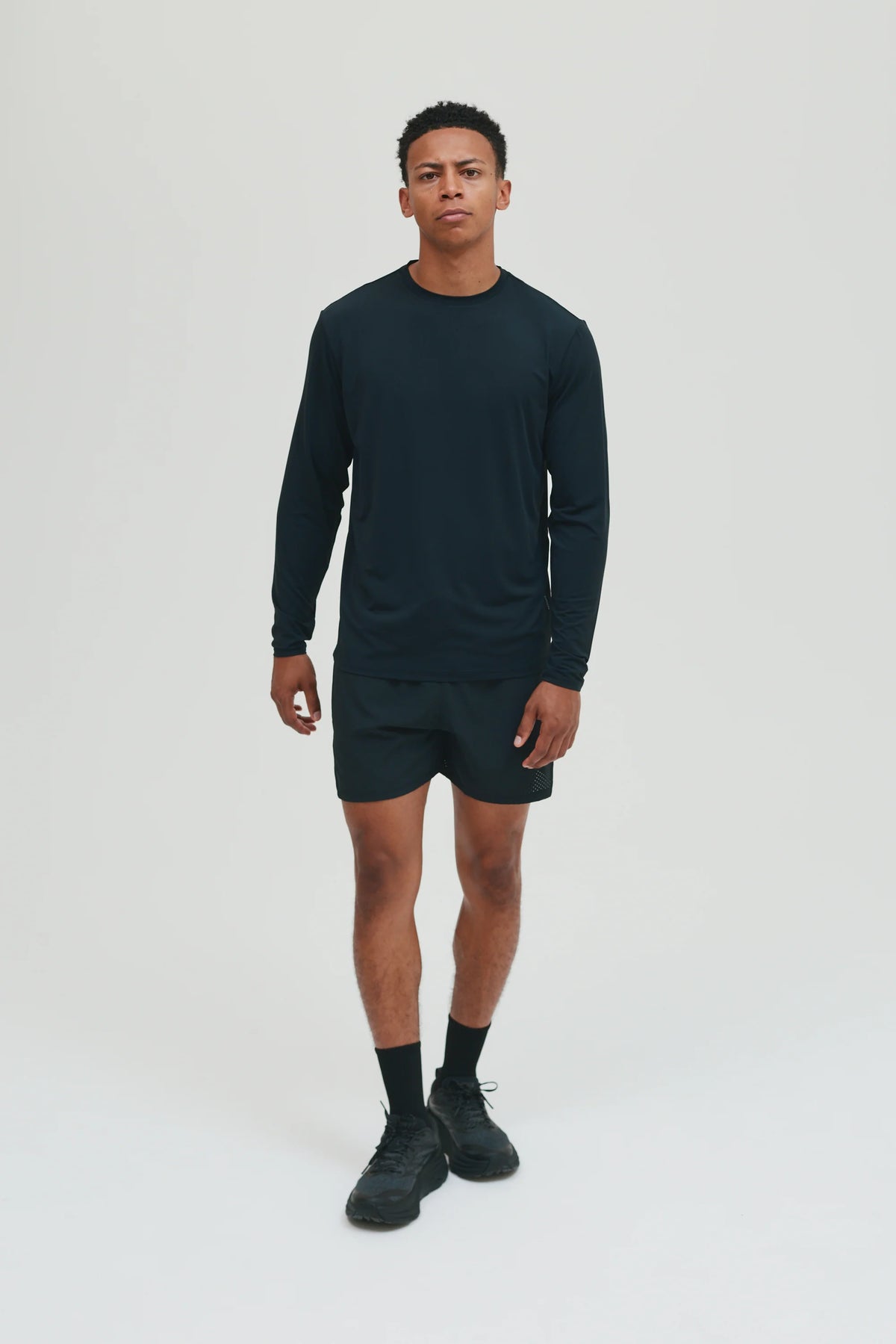Condition Aero Black Long Sleeve Set - T Shirt / Short