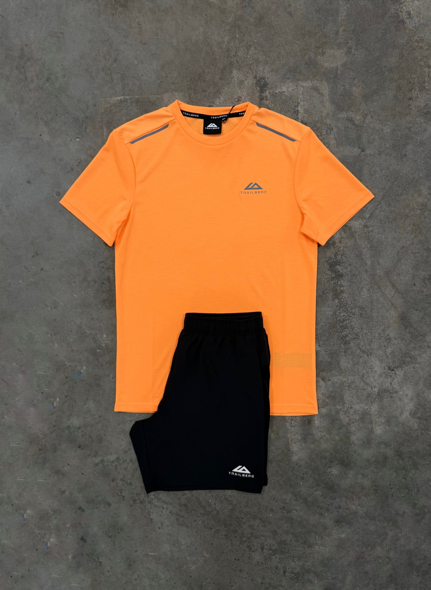 Trailberg Endura Orange Set - T Shirt / Short