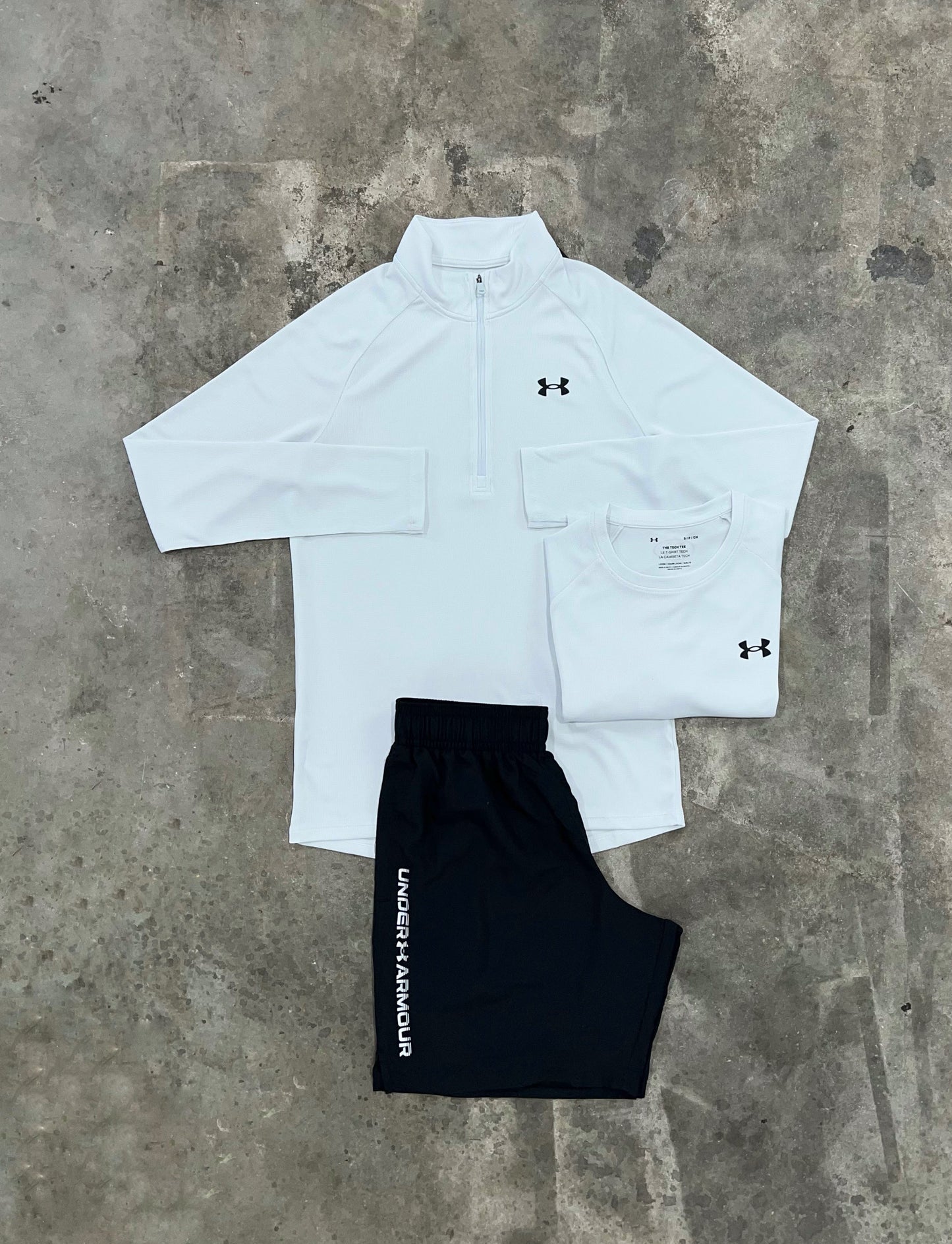 Under Armour Textured Distant Grey 3 Piece Set - Quarter Zip / T Shirt / Short