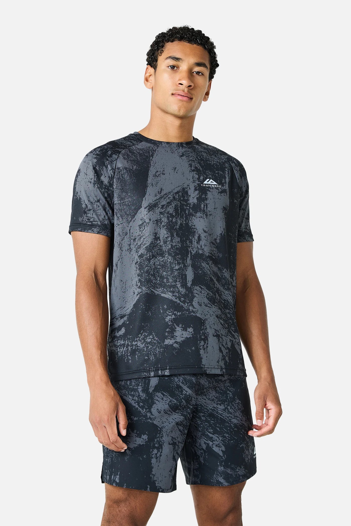 Trailberg Fragment Black 3 Piece Set - Jacket / T Shirt / Short