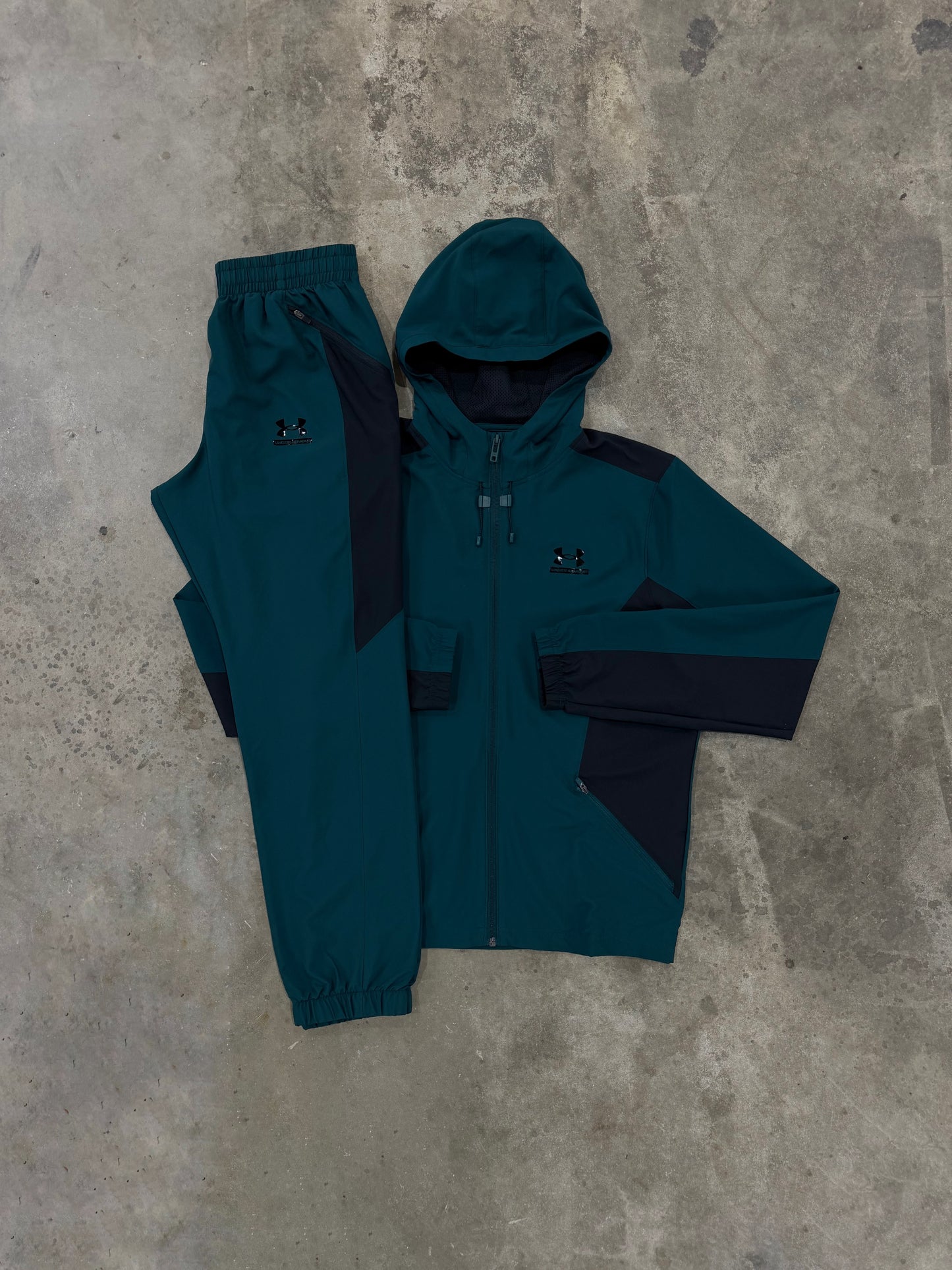 Under Armour Tech Sport Green Tracksuit - Jacket / Pant