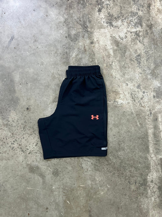 Under Armour Tech Utility Shorts - Black / Red