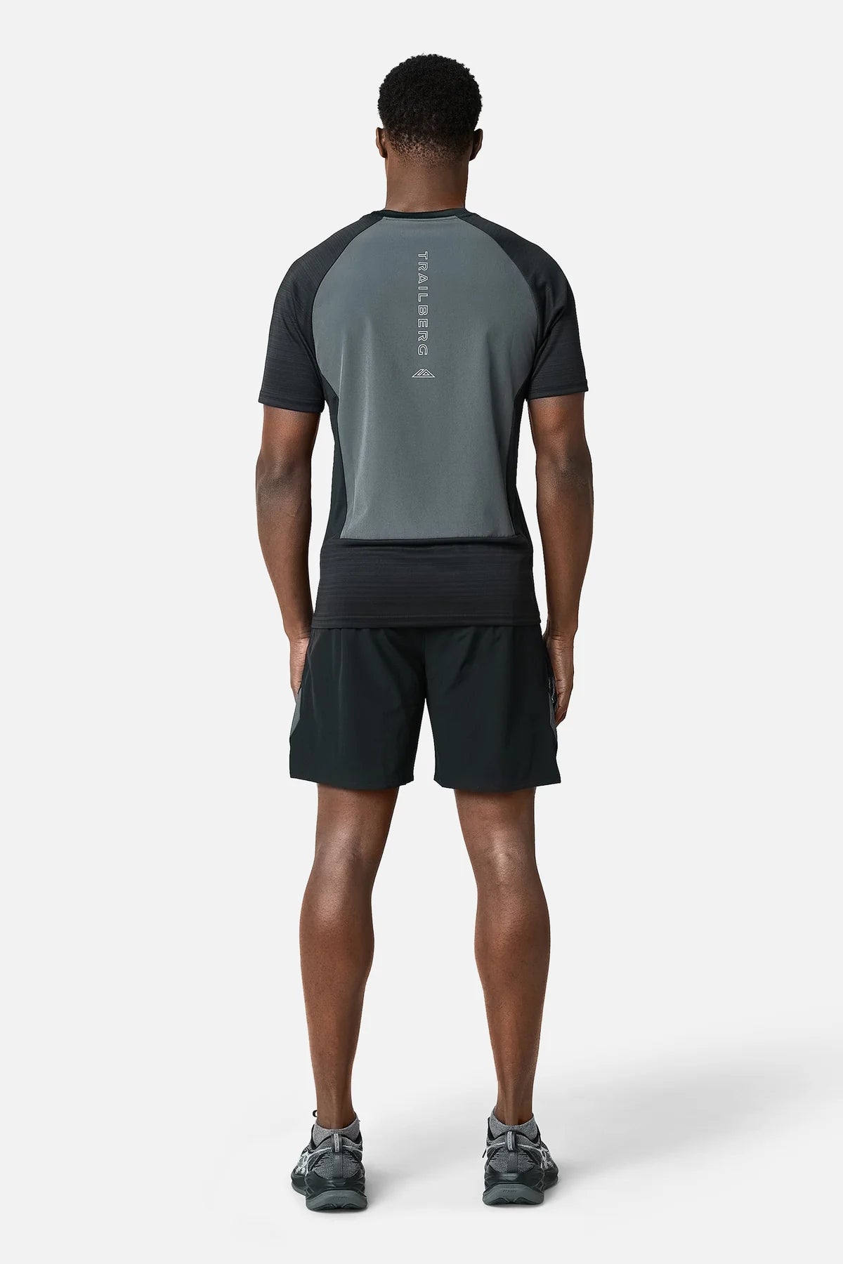 Trailberg SS26 Cloud Short - Black / Volcano Grey from DripModa