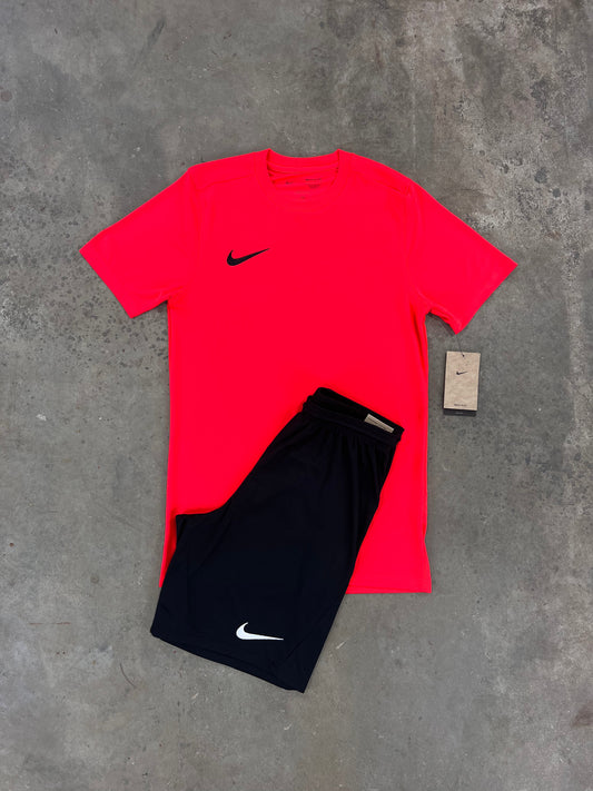 Nike Junior Dri Fit Crimson / Black Set - T Shirt / Short