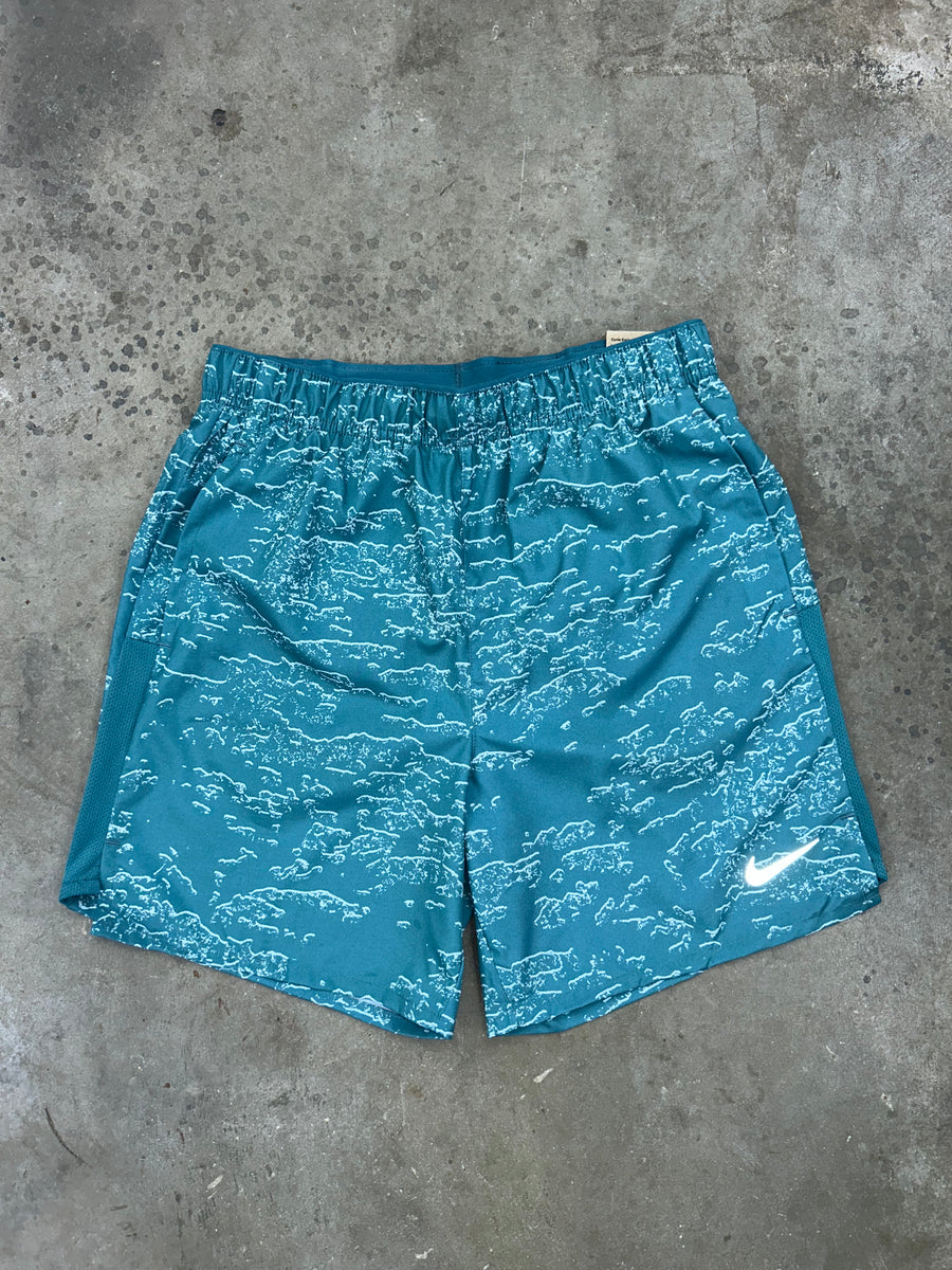 Nike Challenger Shorts - Wave – DripModaUk