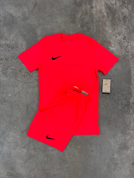 Nike Dri Fit Laser Crimson Set - T Shirt / Short